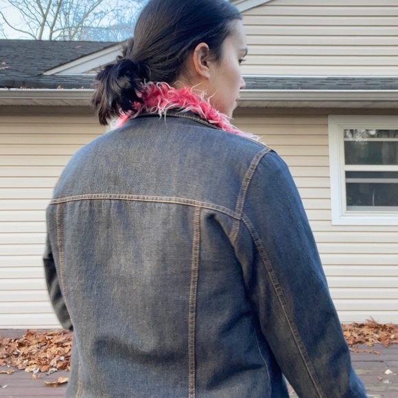 Jean jacket with red fur trim size large made in Italy - Picture 7 of 12